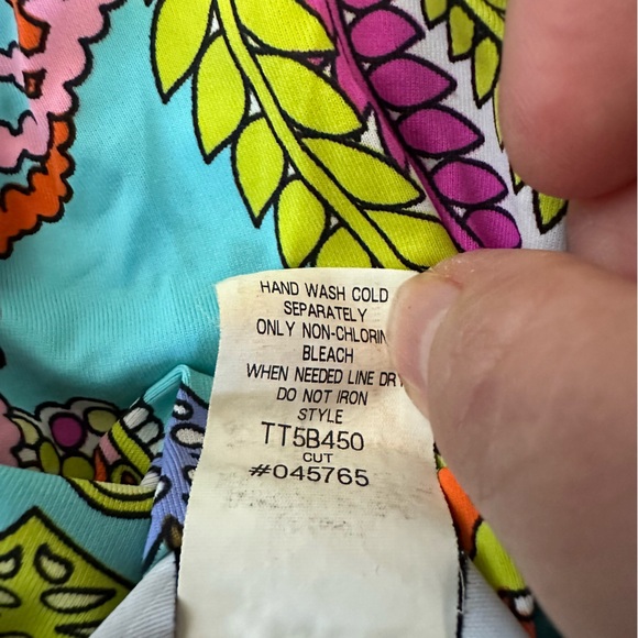 Trina Turk Vibrant Retro Print Tunic/Swim Coverup in‎ Size Small - Picture 8 of 8